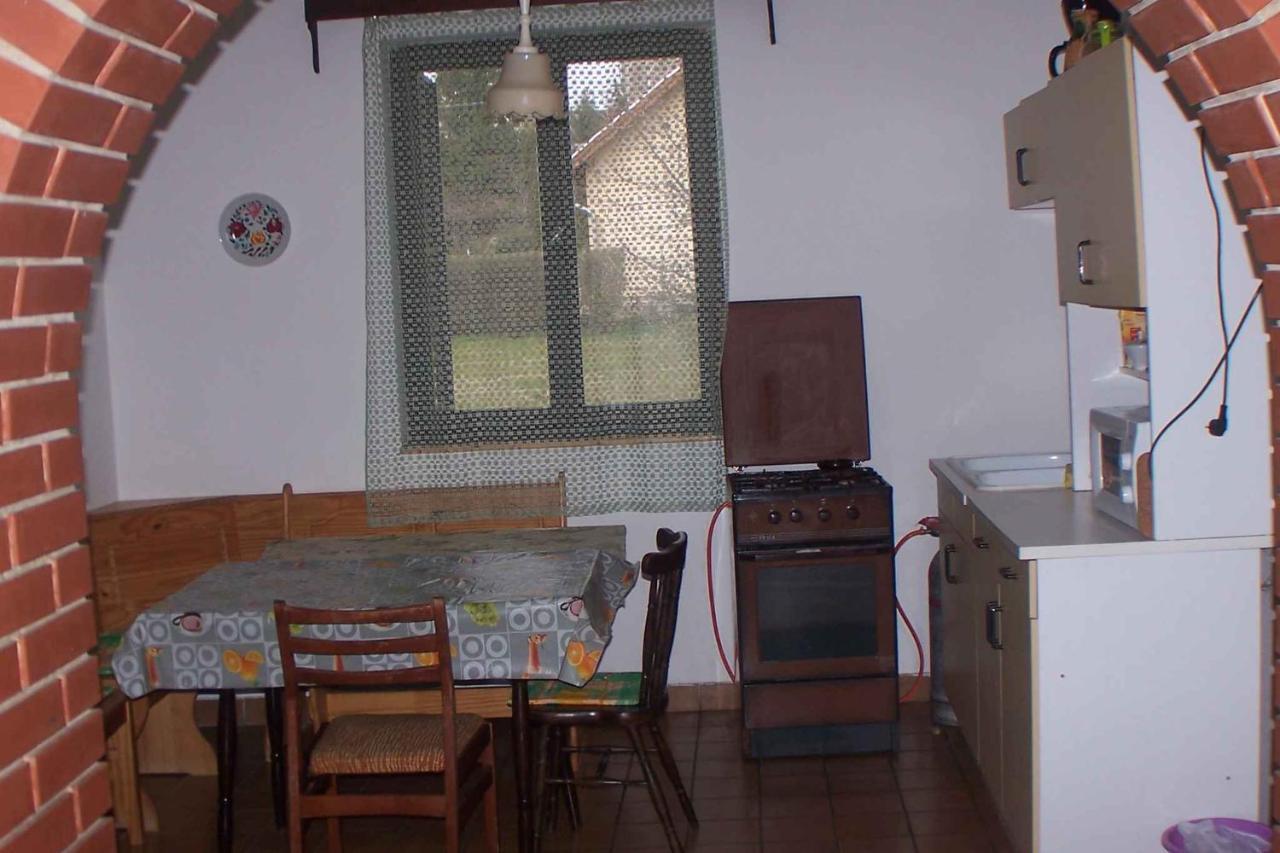 Holiday Home Balatonalmadi/Balaton 17936 Lucernas 외부 사진